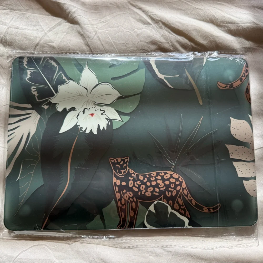 13” MacBook Air Case w/ Keyboard Cover & Screen Protector